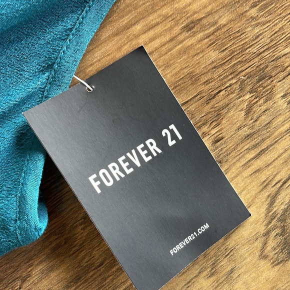 Forever 21 dress - Picture 2 of 7